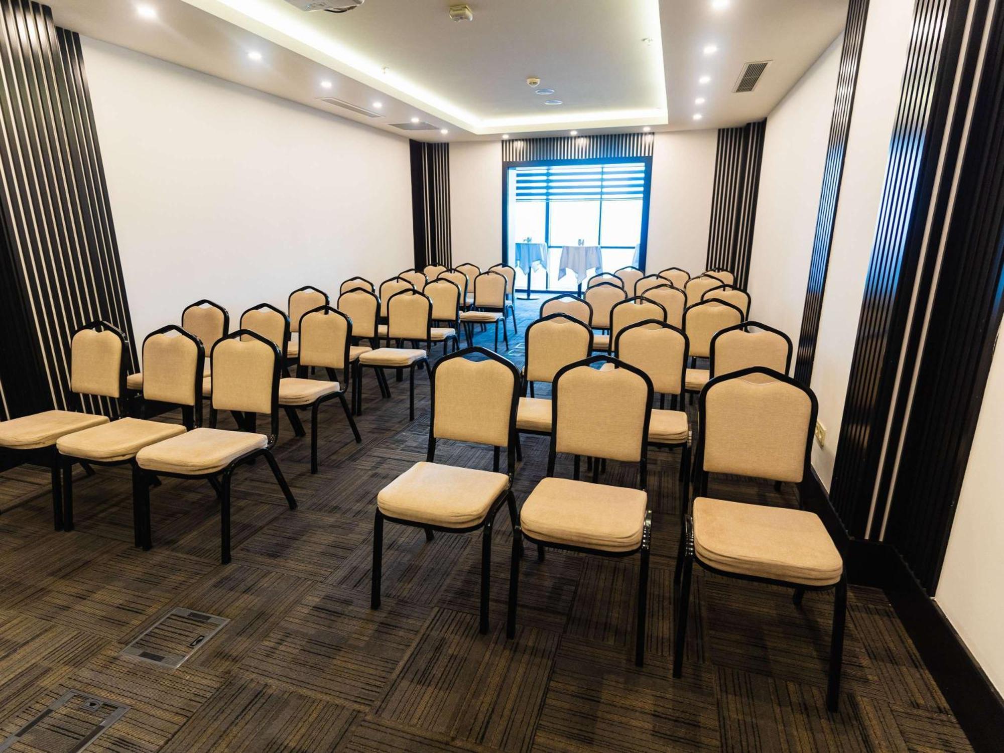 Mercure Baku City 外观 照片