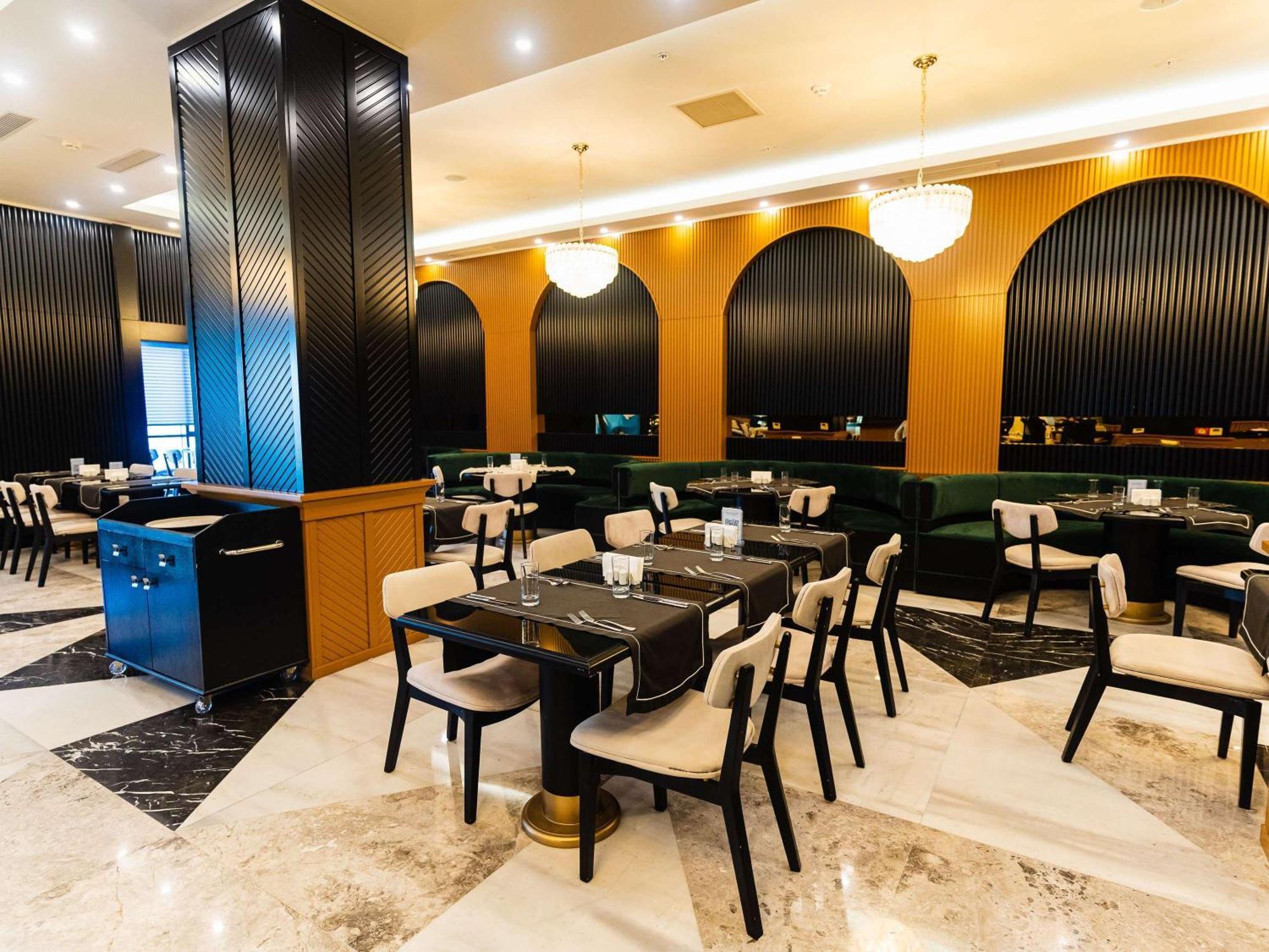 Mercure Baku City 外观 照片